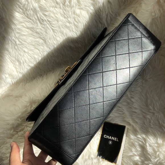 [SOLD]Chanel XL Vintage Classic Single Flap - Picture 7 of 12